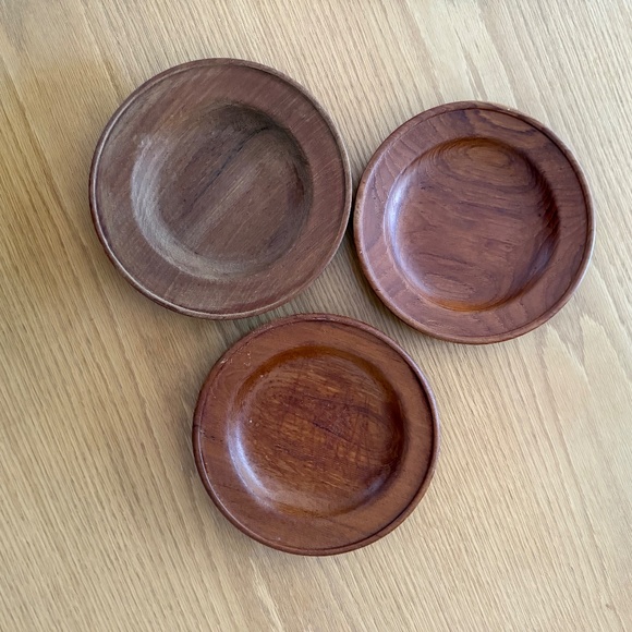 SET OF 6 VINTAGE TEAK WOOD SALAD/DESSERT PLATES - Picture 2 of 4